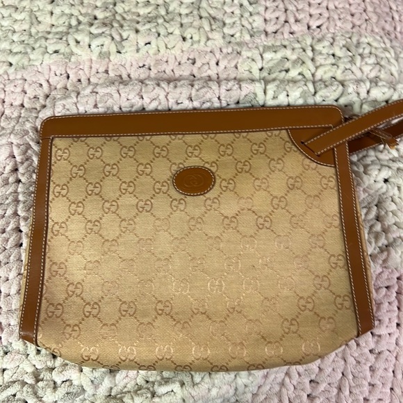 Gucci Handbags - Vintage Gucci clutch